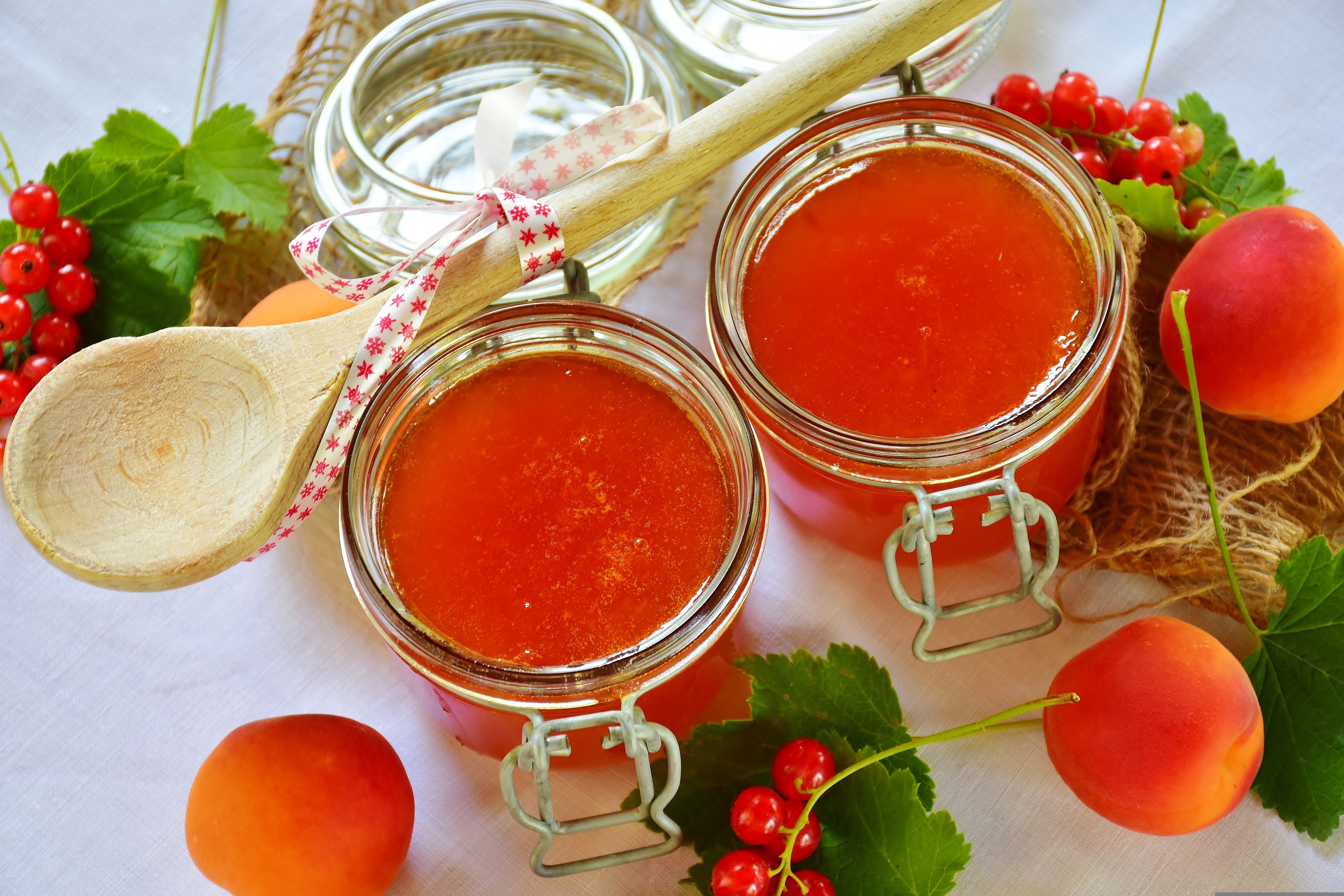 canned peaches