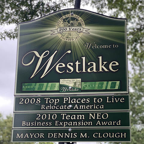 View community information Welcome to Westlake sign
