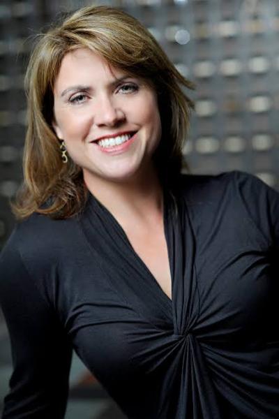 The author Lisa Gardner.